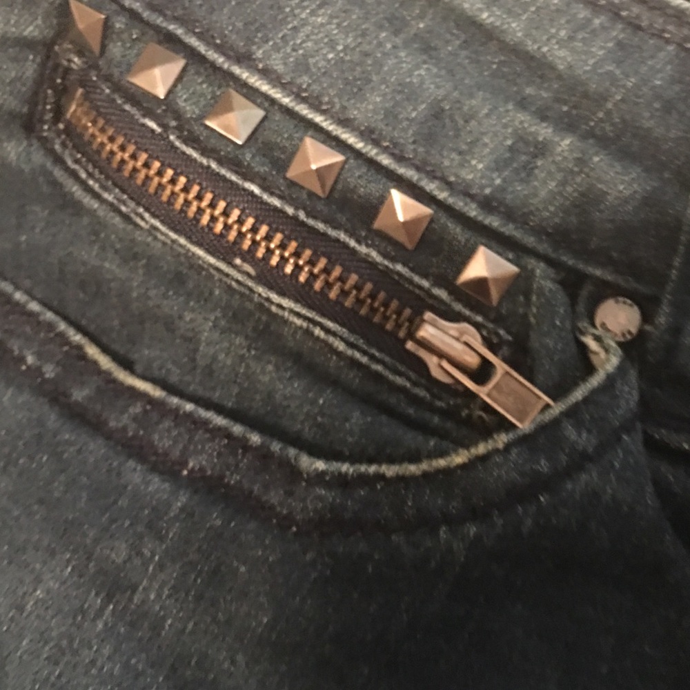 Jeans - Picture 4 of 5